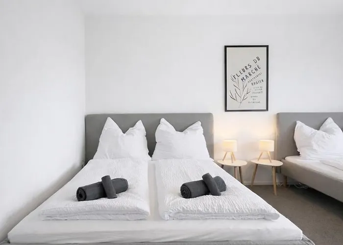 Stilvolles Fuer Bis Zu 4 Gaeste - Kueche & Balkon 아파트